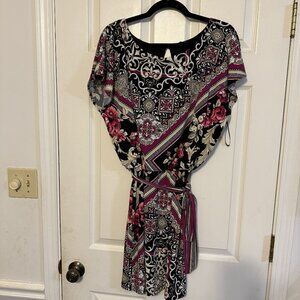 White House Black Market Paisley Belted Dress – Size M, EUC, Multicolor Print